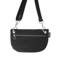 Flat Bag /wax black/, płaska torebka z suwakiem z przodu.